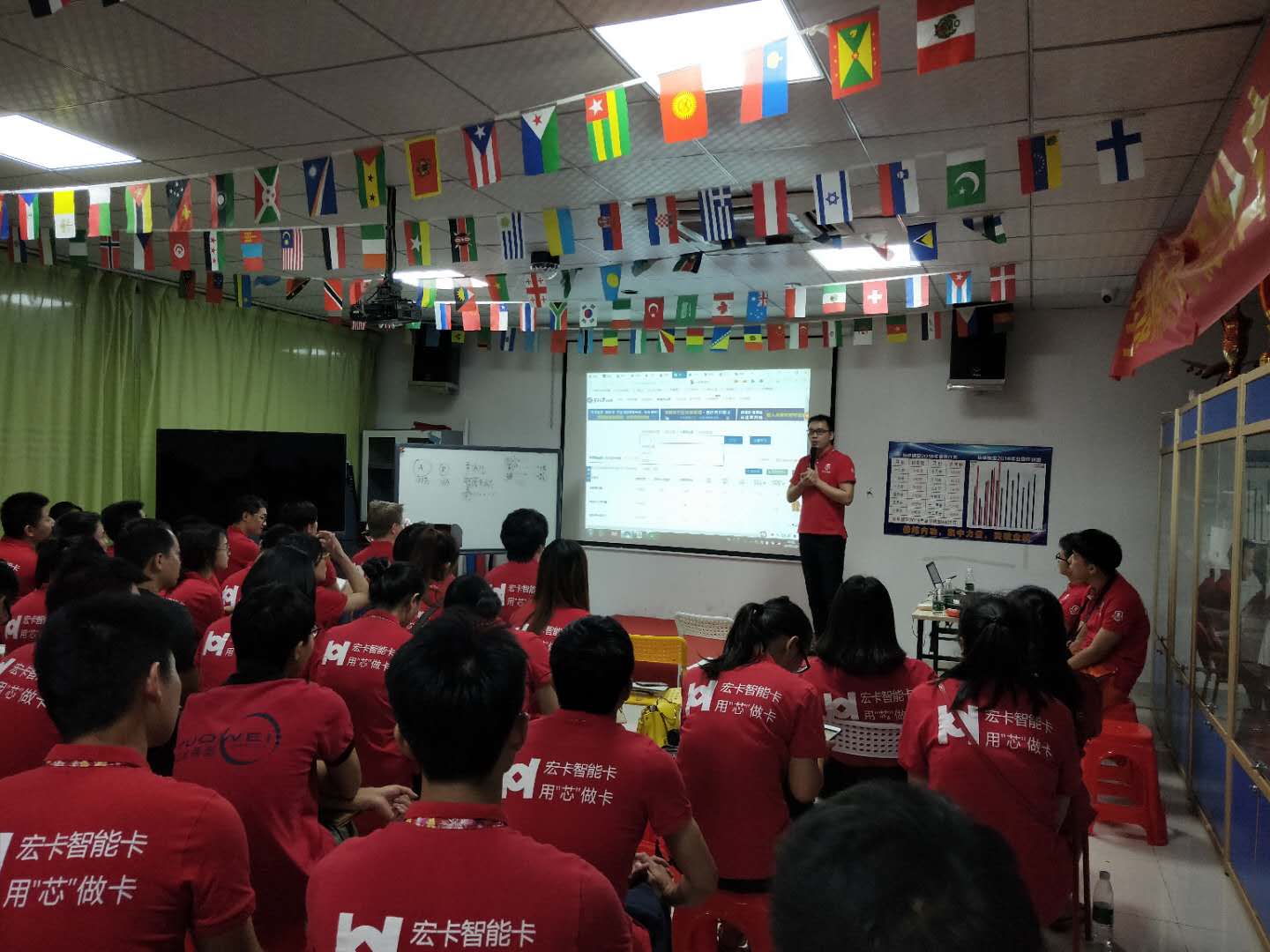优奕视界牛商争霸.jpg